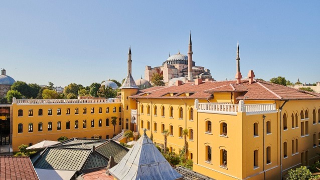 four-seasons-hotel-sultan_191b